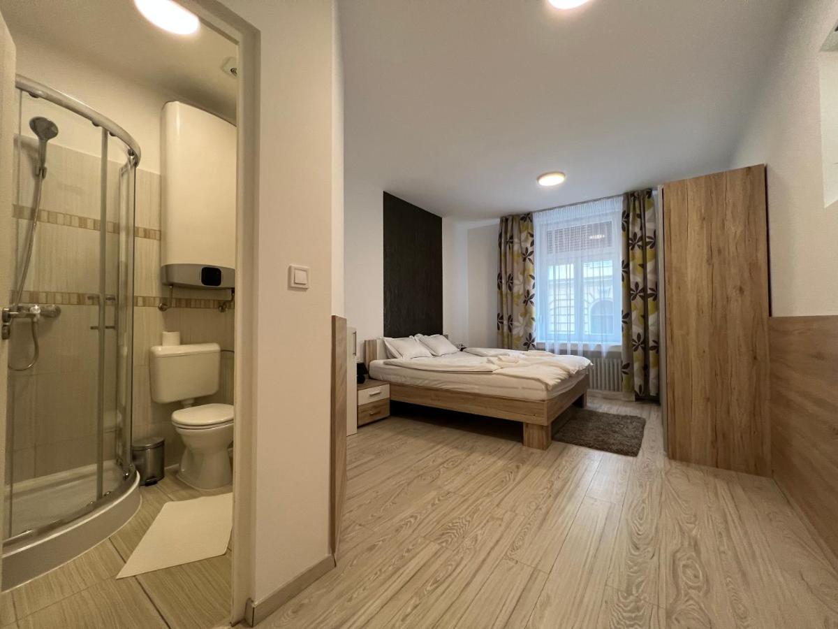 Homes Будапеща Екстериор снимка